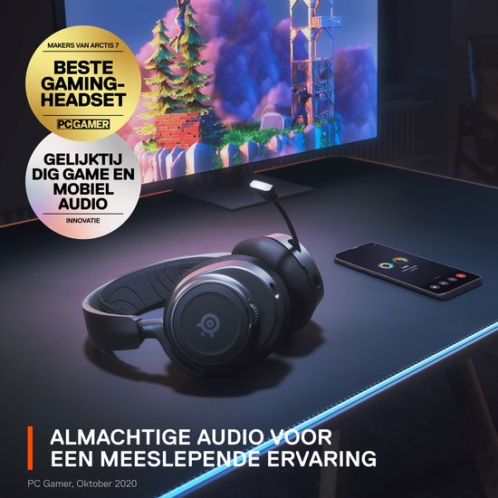 steelseries–arctis–nova–7–draadloze–gaming–headset–op–bureau–met–awards
